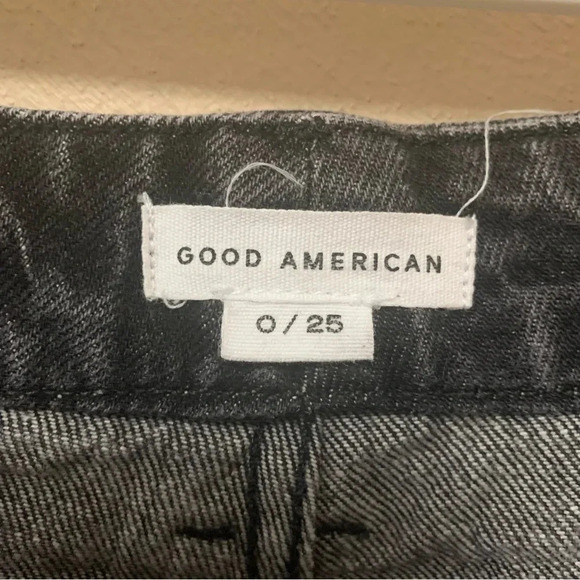 Good American Good Mom High Waist Jeans - Picture 11 of 12